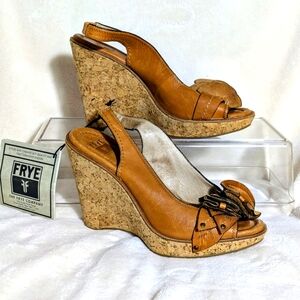 NWOT FRYE Pepper Leaf‎ Sling Leather Platform Wedge Sandals, Camel Brown, Sz 7.5